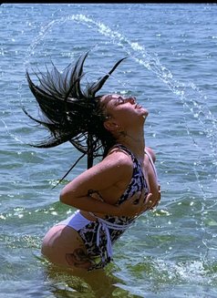 Arzucan - puta in Pattaya Photo 10 of 10