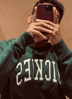 Asa - Male escort in Colombo Photo 1 of 1