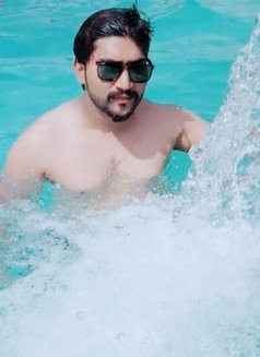 Asad - Male escort in Dubai Photo 1 of 3