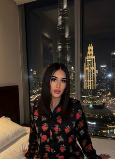 Asal Vip - Transsexual escort in Muscat Photo 2 of 9