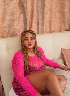 Asanwa - escort in Kuwait Photo 2 of 2