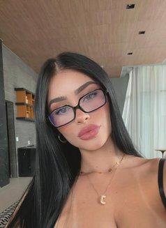Asel - escort in İstanbul Photo 1 of 6