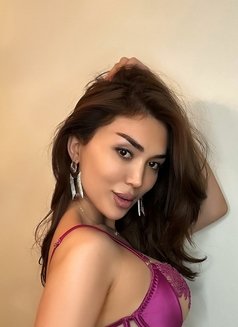NEW NUMBE Nita Brunette 🇷🇺 FIRST TIME - Transsexual escort in Dubai Photo 5 of 16
