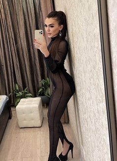 NEW NUMBE Nita Brunette 🇷🇺 FIRST TIME - Transsexual escort in Dubai Photo 8 of 16