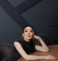 Asem - escort in Bordeaux