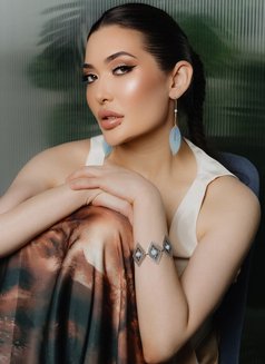 Asem - escort in Brisbane Photo 1 of 9