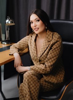 Asem - escort in Brussels Photo 4 of 8