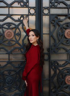 Asem - puta in Copenhagen Photo 1 of 4