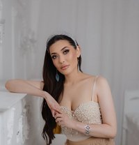 Asem - puta in Geneva