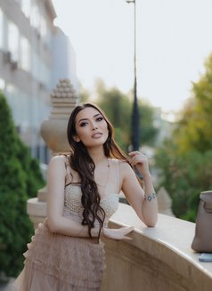 Asem - escort in Geneva Photo 4 of 4