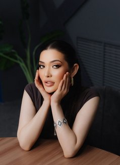 Asem - escort in Luxembourg Photo 7 of 7