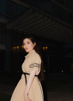 Asem - escort in Nairobi Photo 1 of 7