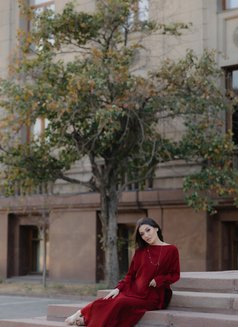 Asem - puta in Rome Photo 3 of 5
