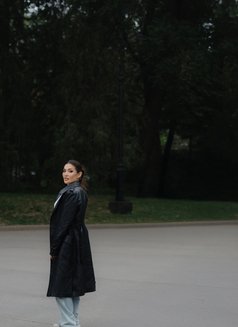 Asem - puta in Rotterdam Photo 3 of 5