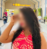 Asenni Fernando - escort in Colombo