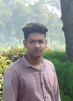 Asfia Ahammed - Male escort in Dhaka Photo 2 of 3