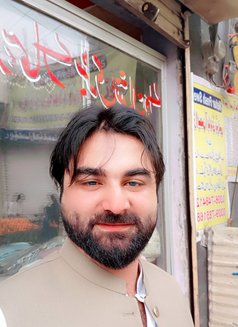 Asgharali - Male escort in Gujrānwāla Photo 1 of 2