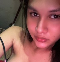Ash - escort in Hamilton, Canada