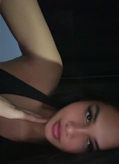 Ash - escort in Hamilton, Canada Photo 7 of 10