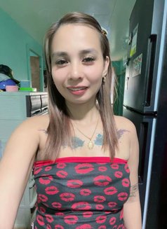 Ash - escort in Makati City Photo 7 of 8