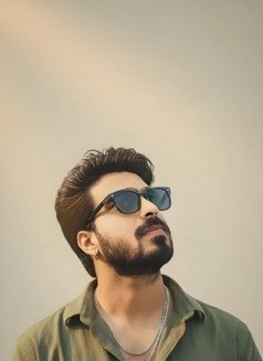 Ash - Male adult performer in Coimbatore Photo 1 of 1