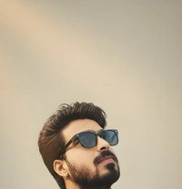 Ash - Intérprete masculino de adultos in Coimbatore