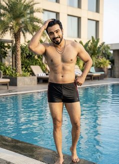 Ash - Male adult performer in Coimbatore Photo 2 of 2