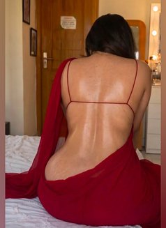 Asha GFE - puta in Colombo Photo 10 of 10