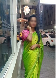 Asha kanada Independent in Dubai - puta in Dubai Photo 7 of 12