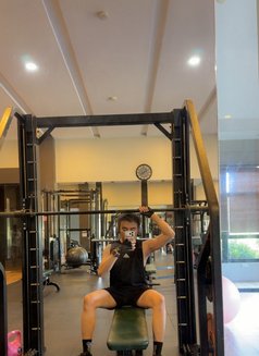 Asha Riyadh - Male escort in Riyadh Photo 7 of 7