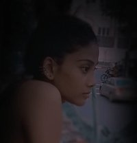 Asha Nilifa - puta in Colombo