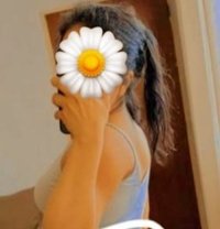 Ashani 21 age new girl - puta in Colombo