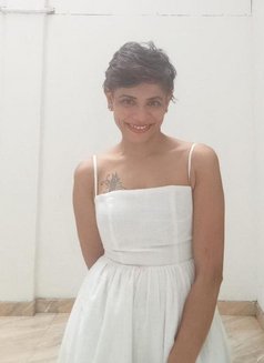 Ashani90 - puta in Colombo Photo 4 of 4