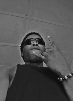 Ashanka - Acompañantes masculino in Lagos, Nigeria Photo 1 of 1