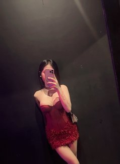 Ashanty Garcia - Transsexual escort in Manila Photo 2 of 5