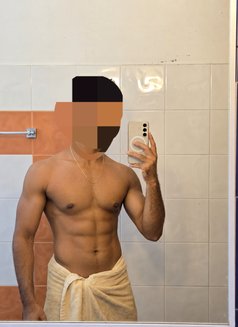 Ashel Perera - Acompañantes masculino in Colombo Photo 2 of 2