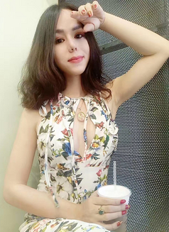 Ashely - Transsexual escort in Shanghai Photo 2 of 10