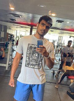 Asher Mcmillan - Male escort in Colombo Photo 4 of 5