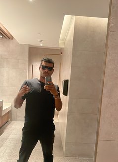 Asher Mcmillan - Male escort in Colombo Photo 5 of 5