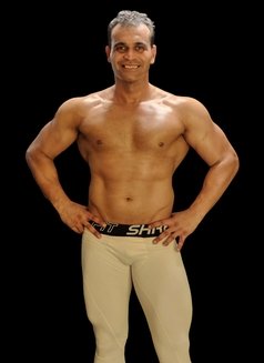 Ashfit - Male escort in Mumbai Photo 1 of 2