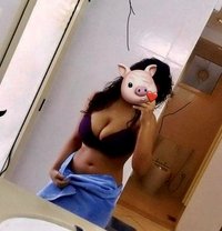 Ashi - escort in Noida