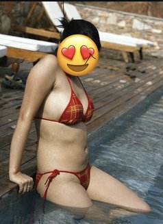 Ashi - escort in Noida Photo 2 of 2