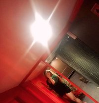 Ashi - Transsexual escort in New Delhi