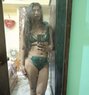 Ashi - Acompañantes transexual in Mumbai Photo 1 of 3