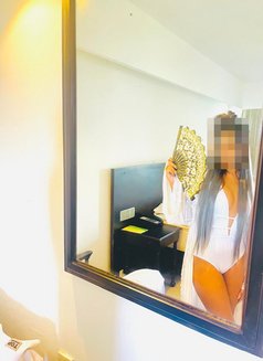 Ashini - escort in Colombo Photo 9 of 9