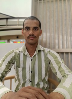 ashiq ( all Mumbai - masseur in Mumbai Photo 10 of 12