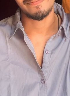 Ashish - Male escort in Ahmedabad Photo 2 of 3