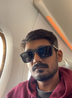 Ashish - Male escort in Mumbai Photo 1 of 4