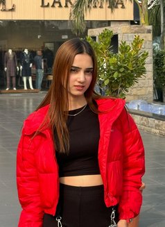 Deepika Gupta - escort in Sharjah Photo 1 of 4