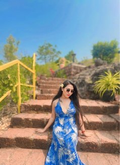 Ashleeen - Transsexual escort in Bangalore Photo 29 of 30